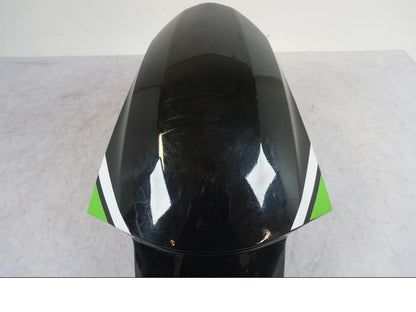 Extrabild1 på Framskärm från en Kawasaki ZX-10R -2008 motorcykel.