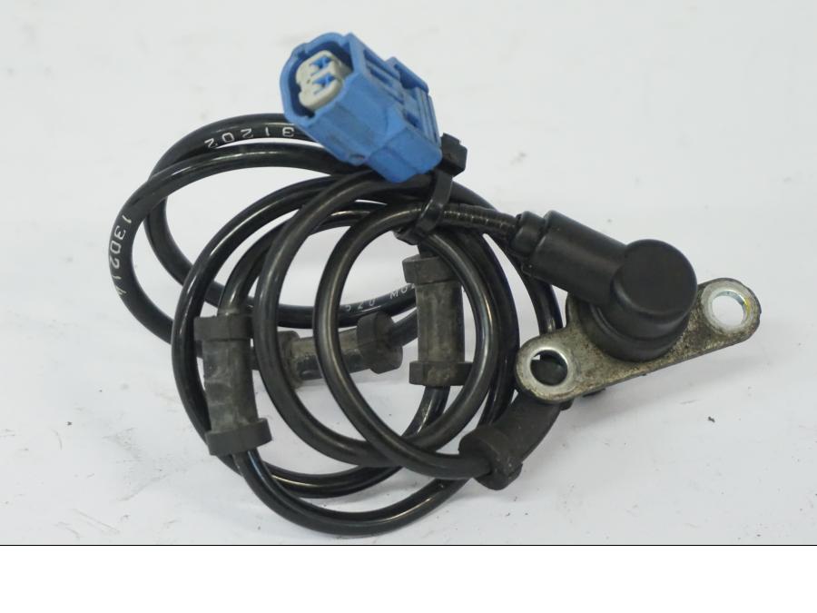 Baksidan på ABS givare från en Honda CB 500 X -2015 motorcykel.