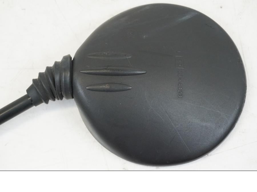 Vänster sida på Backspegel från en BMW F 650 CS -2003 motorcykel.