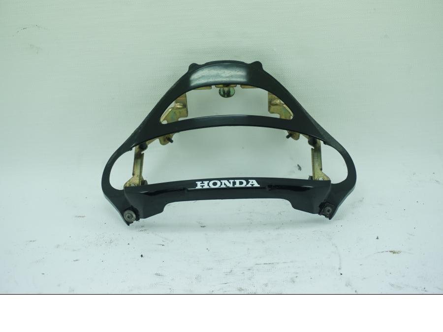 Framsidan på Baklampplast från en Honda CBR 900 RR -1998 motorcykel.