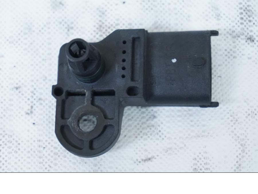 Baksidan på Mapsensor från en H-D Street Glide FLHX -2009 motorcykel.