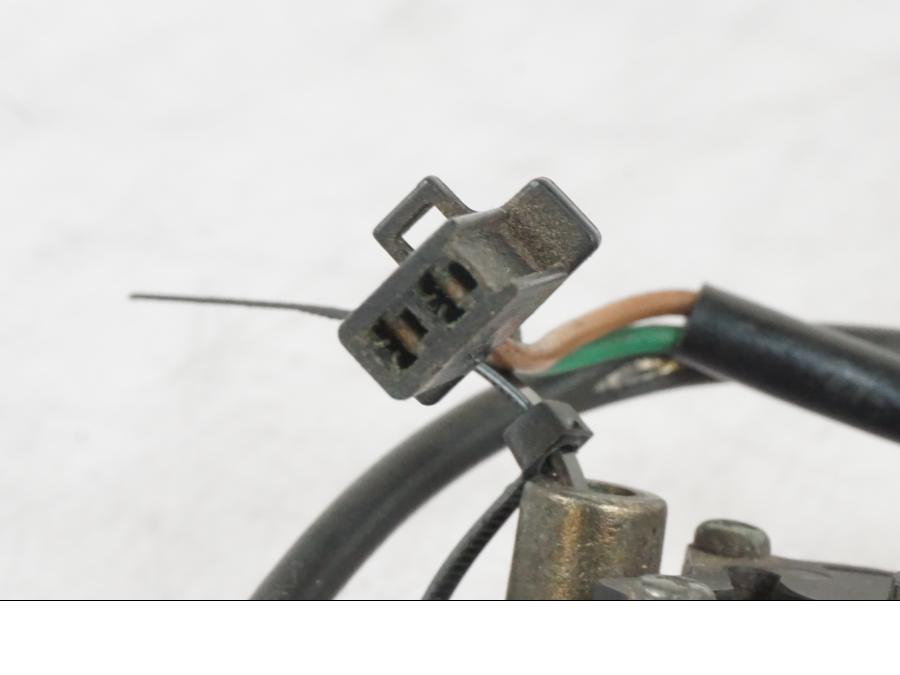 Höger sida på Sidostödsbrytare från en Kawasaki KL 650A -1987 motorcykel.