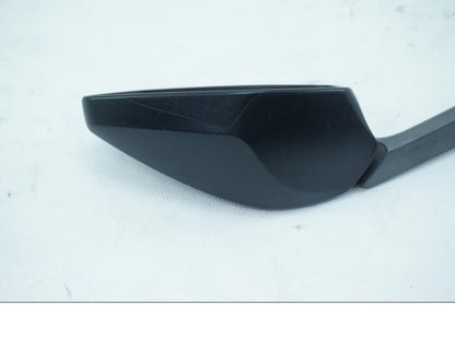 Vänster sida på Backspegel från en Ducati Multistrada 1260 -2018 motorcykel.