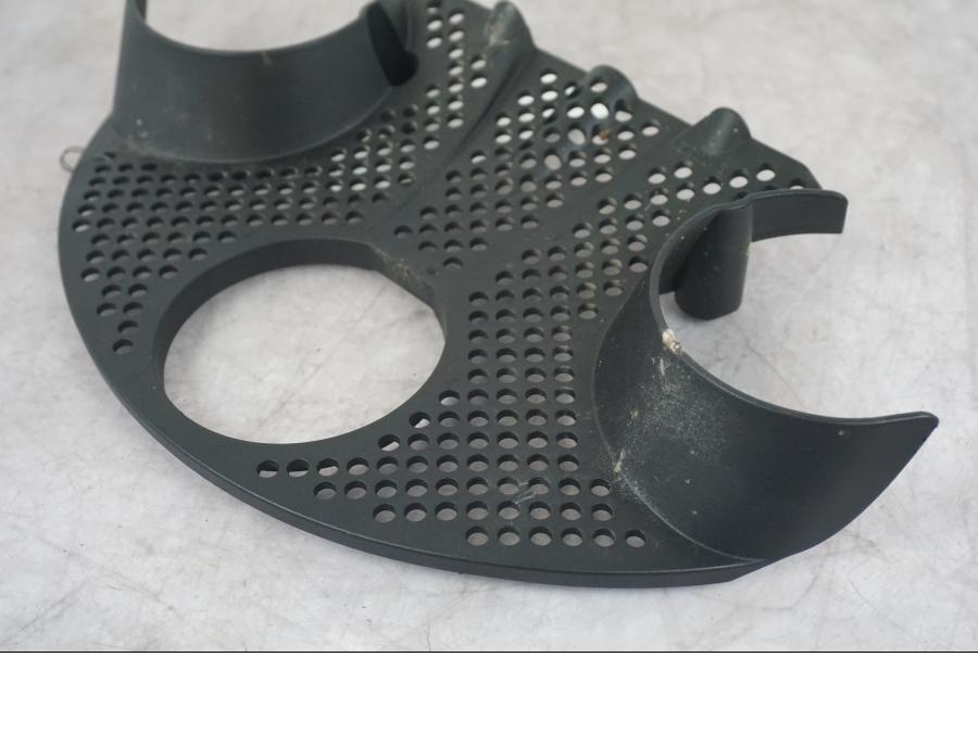 Baksidan på Plast från en KTM 1290 Super Adventure S -2022 motorcykel.