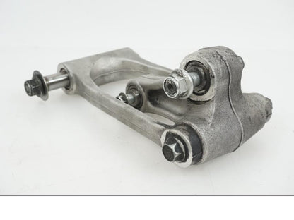 Vänster sida på Stötdämparlänkage från en Suzuki GSX-R 750 -2009 motorcykel.