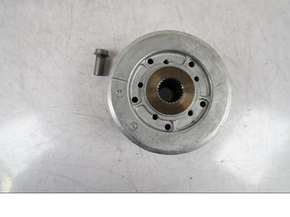 Framsidan på Kopplingskorg från en Honda VFR 800 -2005 motorcykel.