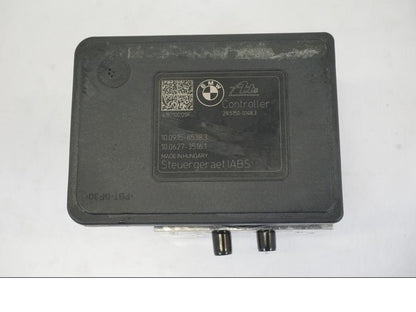 Extrabild1 på ABS Modulator från en BMW S 1000 XR -2019 motorcykel.