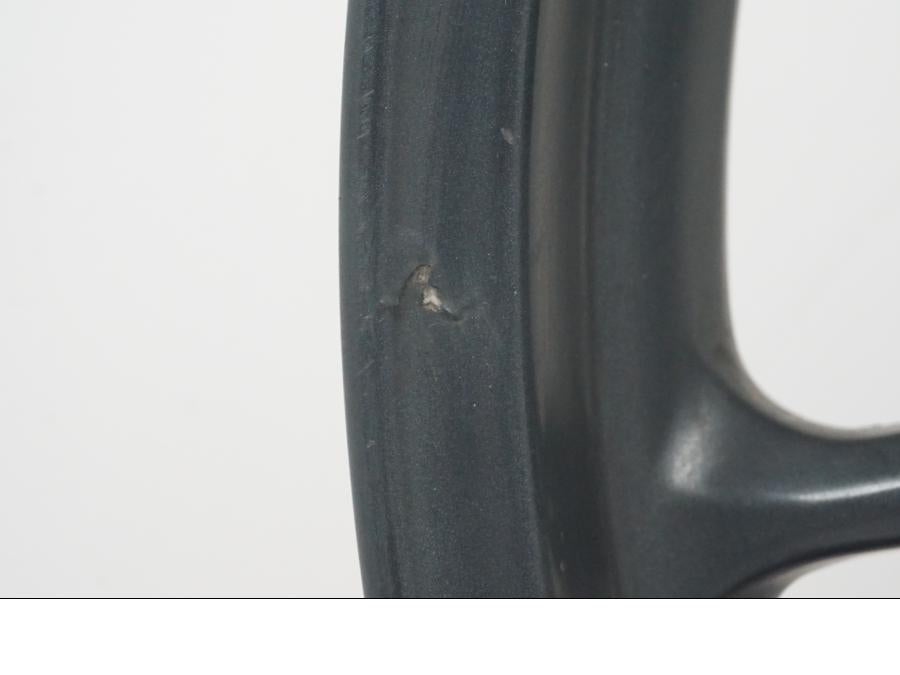 Extrabild1 på Fälg från en Triumph Tiger Explorer -2013 motorcykel.