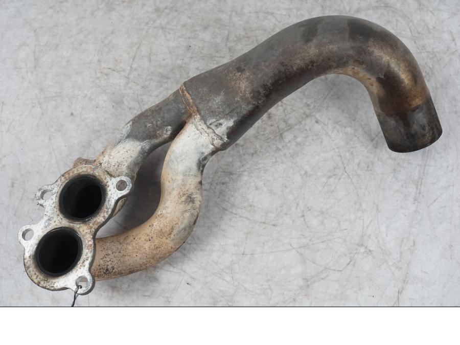 Framsidan på Grenrör från en Buell 1125 R -2008 motorcykel.