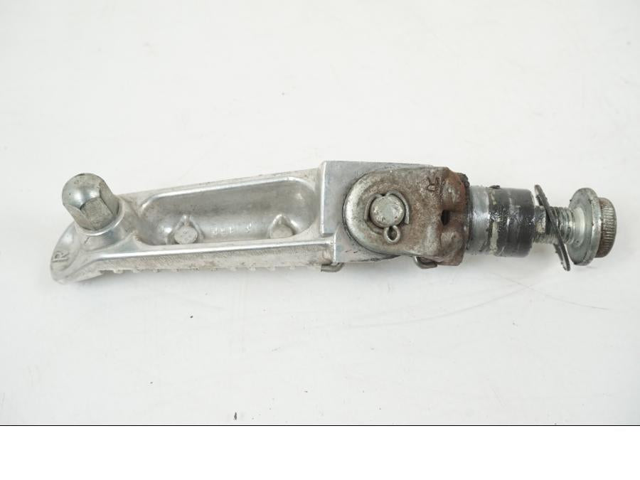 Extrabild2 på Fotpinne från en Suzuki GSX-R 750 -2001 motorcykel.