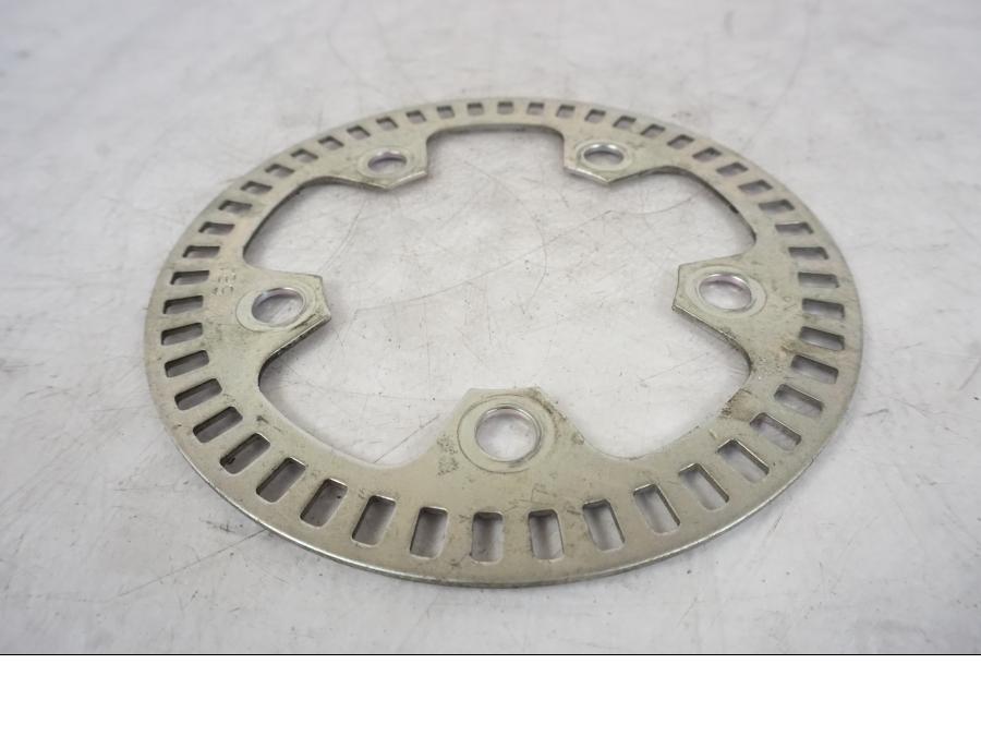 Baksidan på ABS krans från en Kawasaki Z 800 -2014 motorcykel.