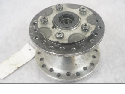 Framsidan på Nav från en H-D Sportster 1200 XL1200C -1999 motorcykel.