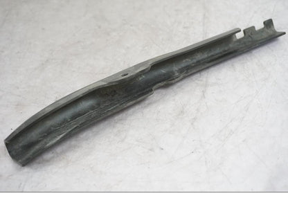 Vänster sida på Plåtkåpa från en Triumph Tiger -2009 motorcykel.