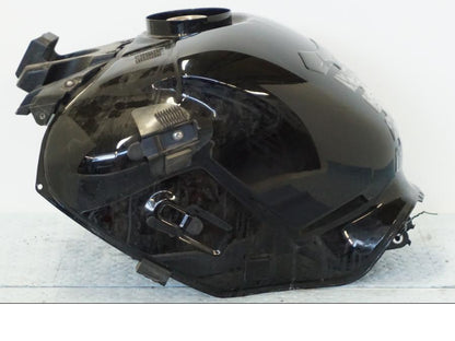 Baksidan på Bensintank från en Suzuki GSX 1300 BK -2008 motorcykel.