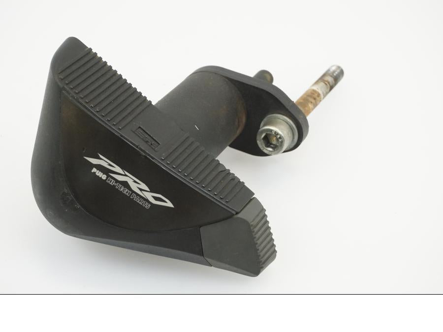 Framsidan på Kraschpuckar från en Kawasaki Z 1000 -2014 motorcykel.