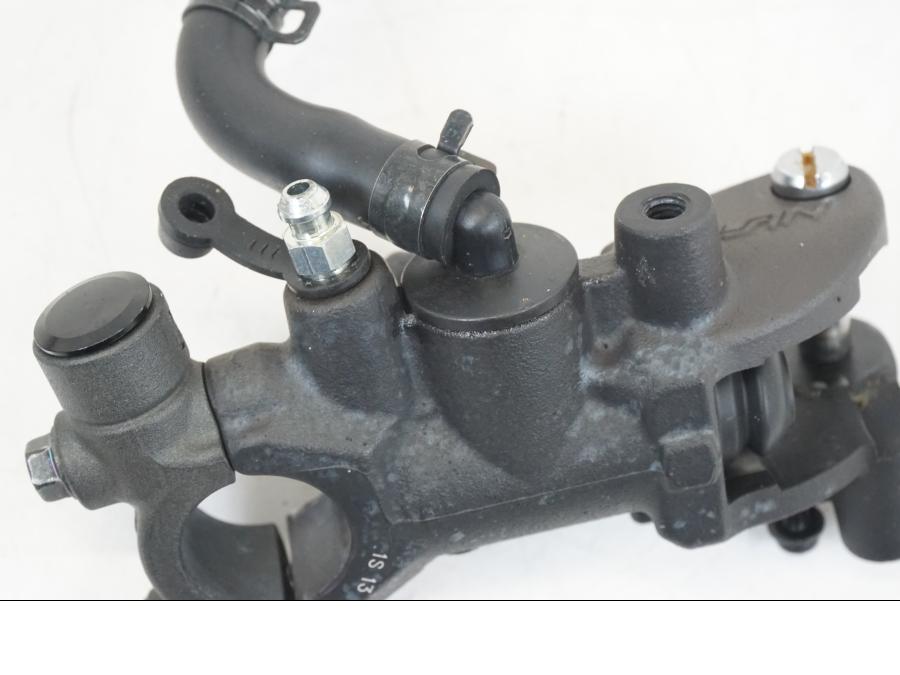 Baksidan på Bromshuvudcylinder från en Yamaha MT-09 -2021 motorcykel.