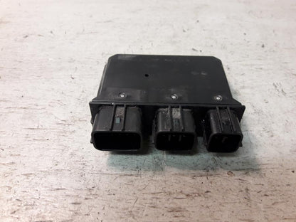 Framsidan på Relä från en Kawasaki GTR 1400 -2012 motorcykel.