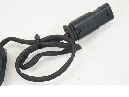 Extrabild2 på Acceleration Sensor från en Ducati Streetfighter V4 -2020 motorcykel.