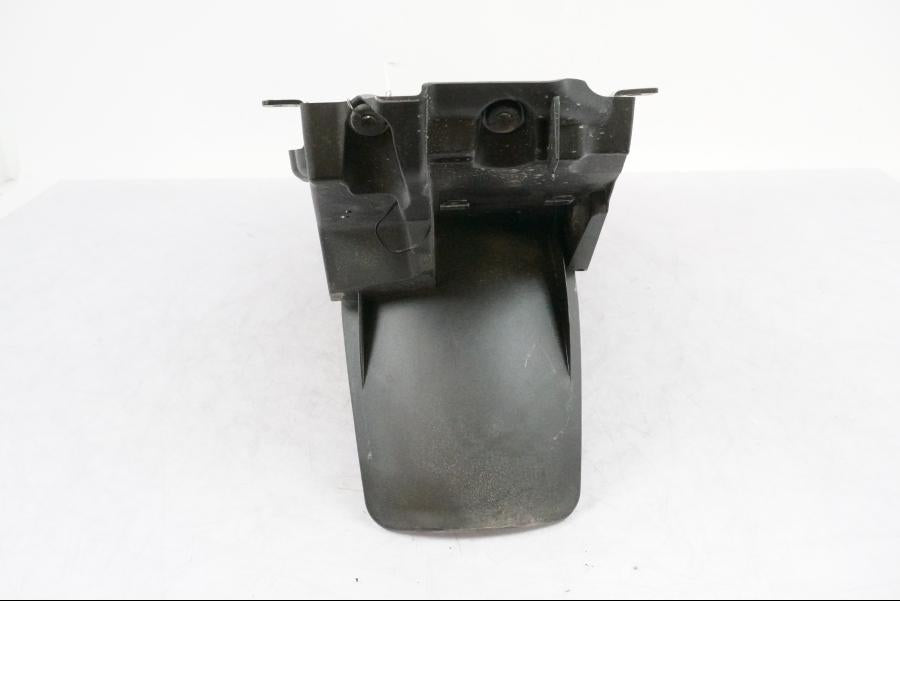 Höger sida på Undertail från en BMW R 1250 GSA -2021 motorcykel.