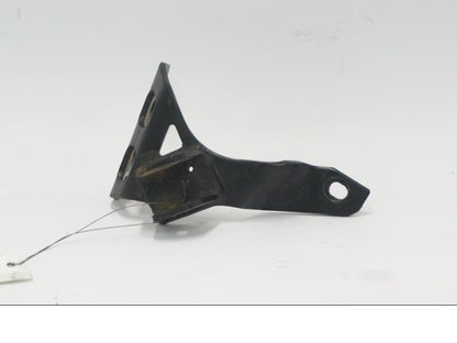 Framsidan på Fotpinnefäste från en BMW G 650 GS -2011 motorcykel.