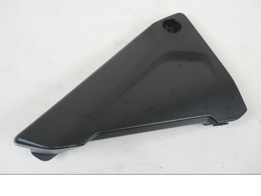 Framsidan på Sidopanel från en BMW R 1250 GS -2021 motorcykel.