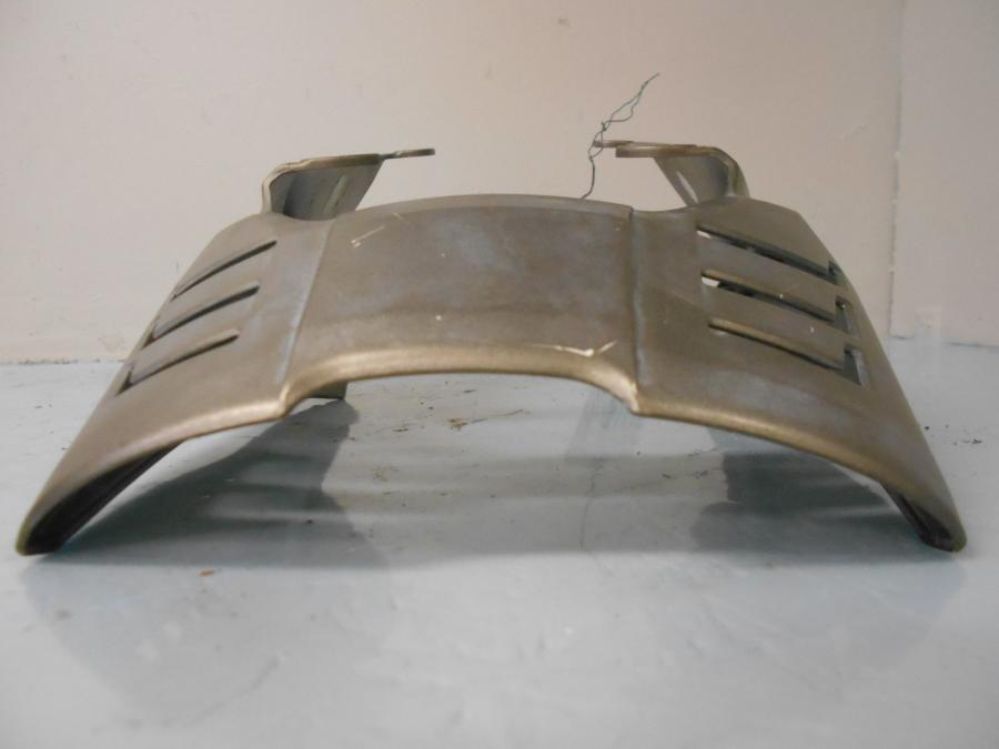 Höger sida på Värmeskydd från en Triumph Daytona 675 -2006 motorcykel.