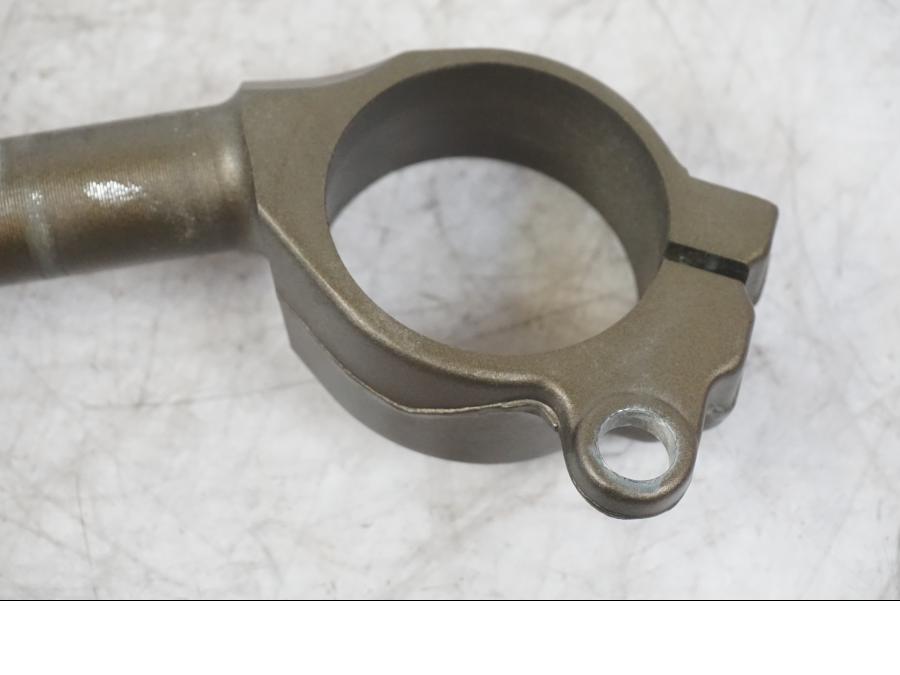 Höger sida på Styre från en Kawasaki ZX-6R -2006 motorcykel.