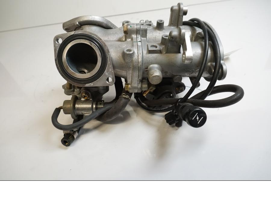 Snett uppifrån på Spjällhus från en Kawasaki VN 1600 Mean Streak -2004 motorcykel.