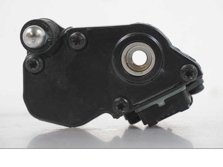 Extrabild1 på Quickshift från en BMW R 1250 GS -2021 motorcykel.