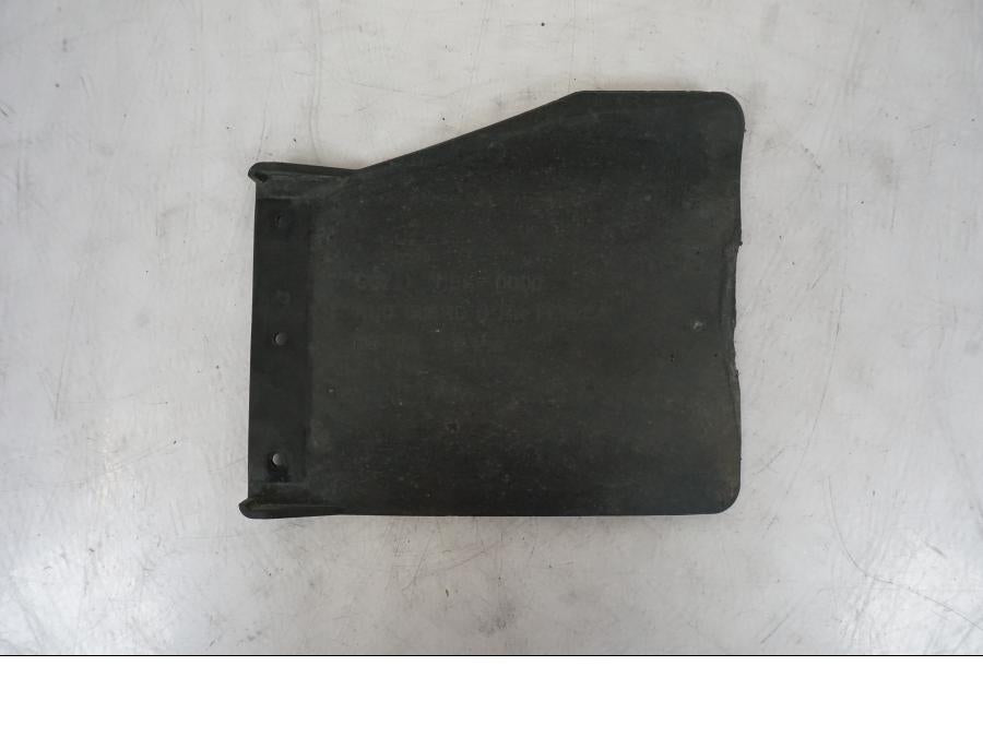 Framsidan på Stänkskydd från en Honda VTR 1000 F -1997 motorcykel.