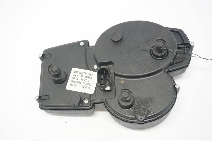 Baksidan på Instrumentpanel från en BMW F 700 GS -2013 motorcykel.