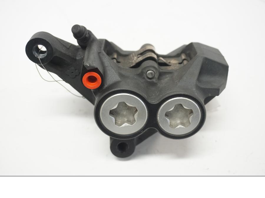 Höger sida på Bromsok från en Yamaha FZ1-SA -2007 motorcykel.