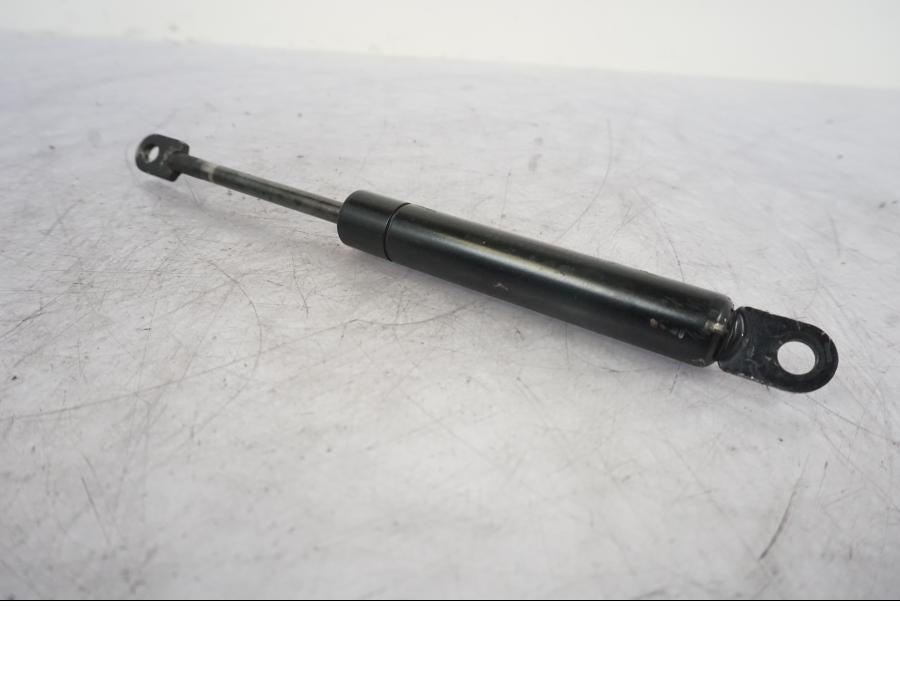 Framsidan på Stötdämpare från en KTM 990 Super Duke -2006 motorcykel.