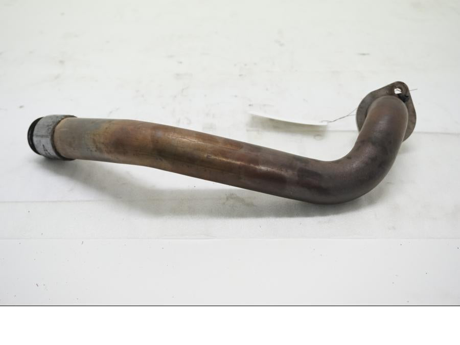 Baksidan på Grenrör från en Aprilia SL 750 Shiver -2008 motorcykel.