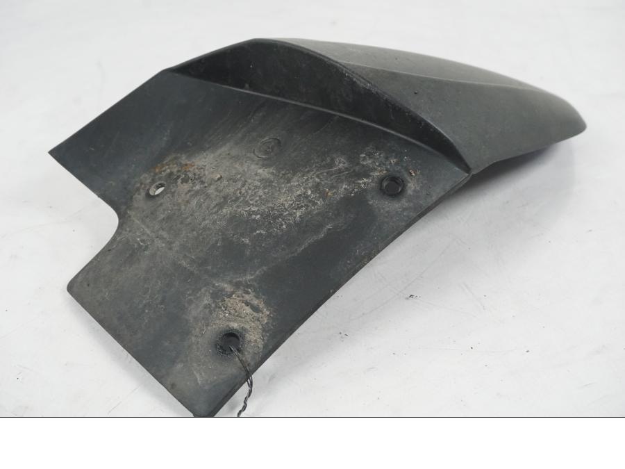 Höger sida på Svingskärm från en MV Agusta Dragster -2014 motorcykel.