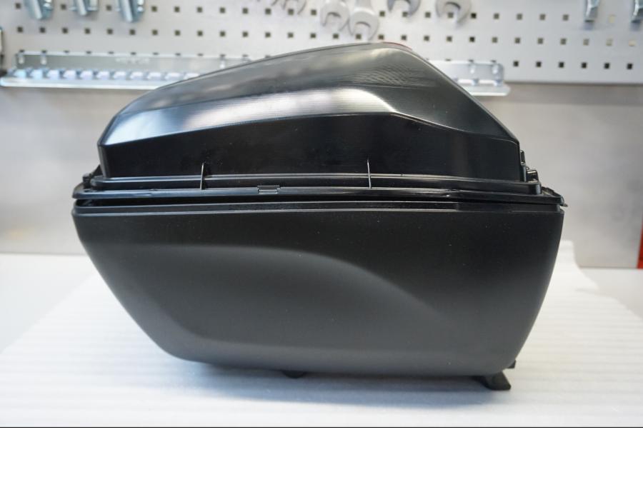 Baksidan på Topbox från en BMW S 1000 XR -2019 motorcykel.