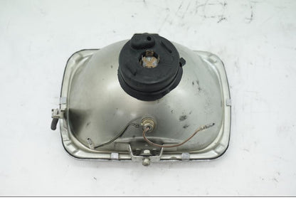 Baksidan på Strålkastarinsats från en Kawasaki Z 750 80-tal -1984 motorcykel.