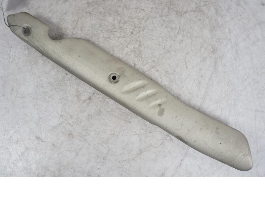 Framsidan på Värmeskydd från en BMW K 1600 GTL -2015 motorcykel.