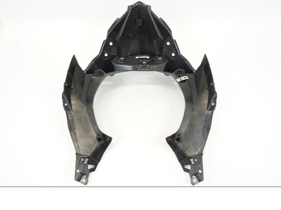 Snett nerifrån på Instrumentkåpa från en Kawasaki NINJA 400 -2020 motorcykel.