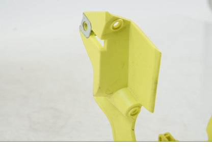 Vänster sida på Strålkastarfäste från en Husqvarna 701 Supermoto -2020 motorcykel.