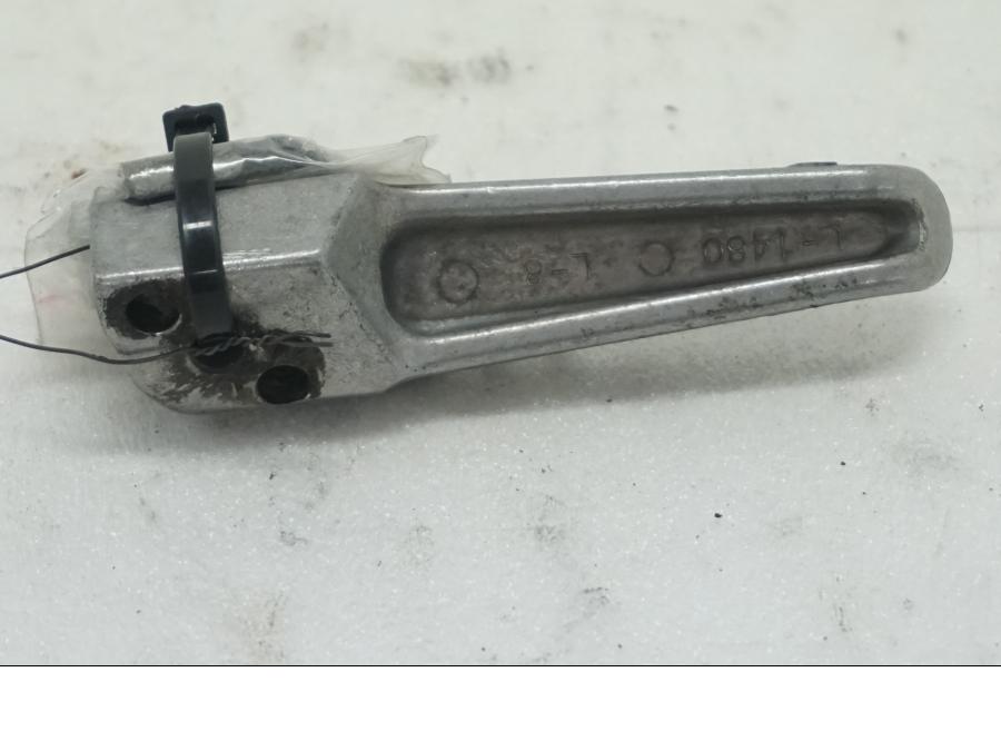 Baksidan på Fotpinne från en Kawasaki Versys 650 -2008 motorcykel.