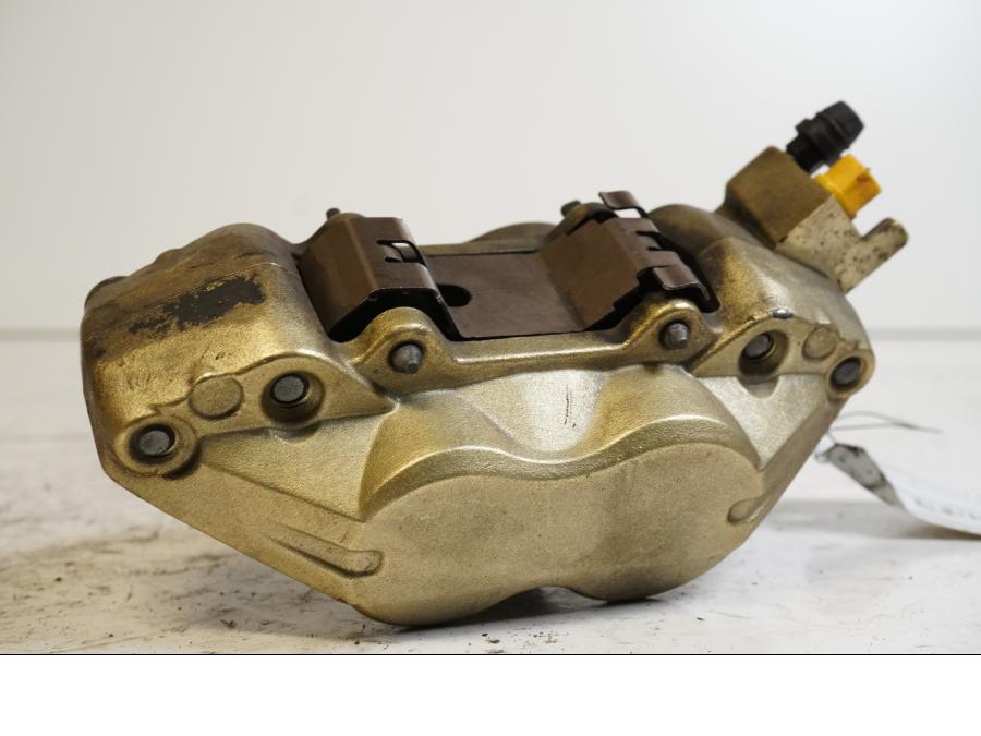 Baksidan på Bromsok från en KTM 625 SMC -2005 motorcykel.