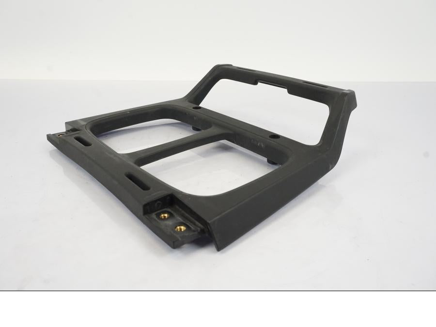 Framsidan på Pakethållare från en BMW R 1150 RS -2003 motorcykel.