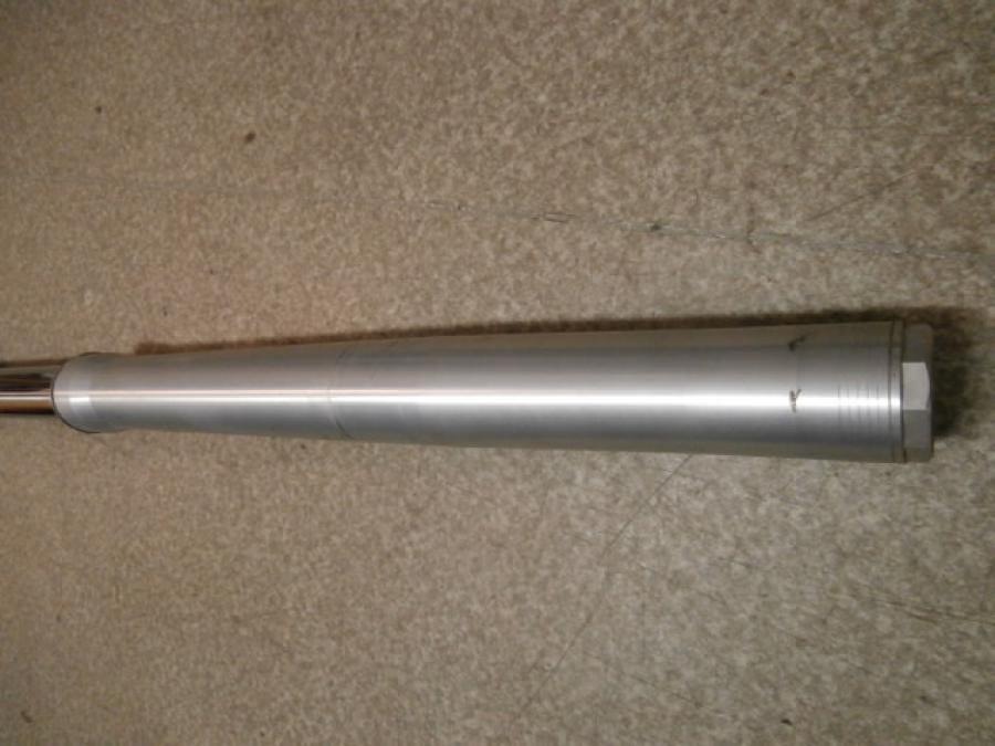 Baksidan på Gaffelben från en Aprilia SXV 550 -2007 motorcykel.