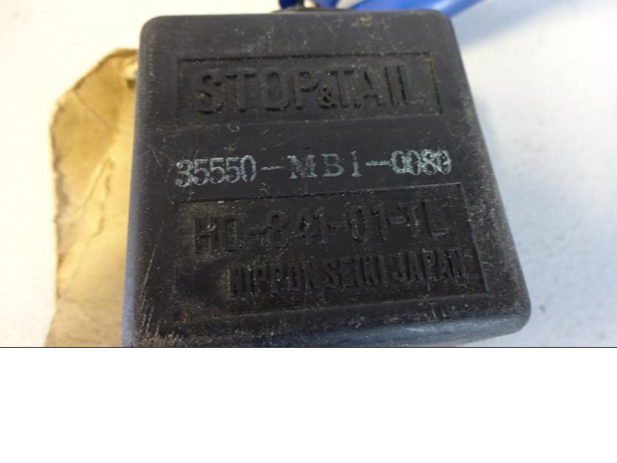 Framsidan på Relä från en Honda VF 750 C -1983 motorcykel.