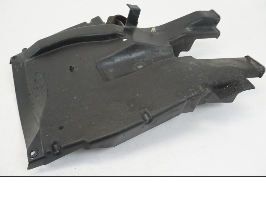 Vänster sida på Undertail från en Kawasaki ZX-12R -2000 motorcykel.