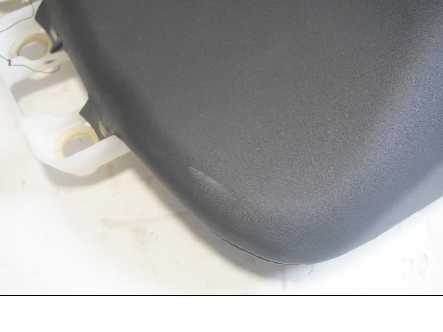 Baksidan på Sadel från en Honda CB 500 F -2013 motorcykel.