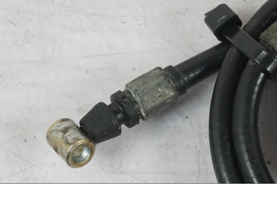 Höger sida på Sadellåsmekanism från en Triumph Daytona 955I -2000 motorcykel.