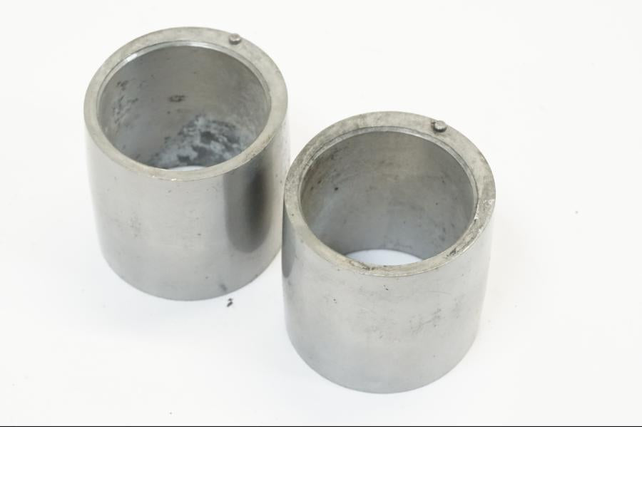 Baksidan på Gaffelbensdistans från en Suzuki LS 650 -1996 motorcykel.