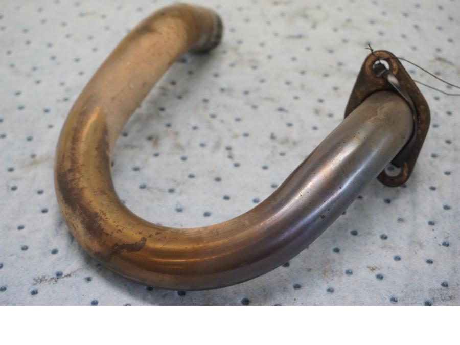 Framsidan på Grenrör från en BMW F 650 ST -1999 motorcykel.